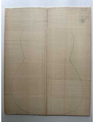 European Spruce Bearclaw Top 4 | Classical Guitar