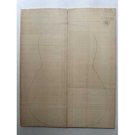 European Spruce Bearclaw Top 4 | Classical Guitar