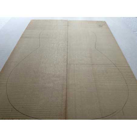 European Spruce Bearclaw Top 4 | Classical Guitar