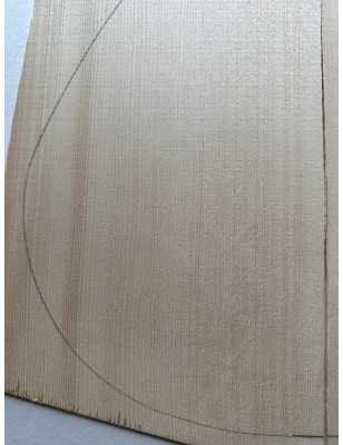 European Spruce Bearclaw Top 12 | Classical Guitar