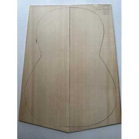 European Spruce Bearclaw Top 12 | Classical Guitar