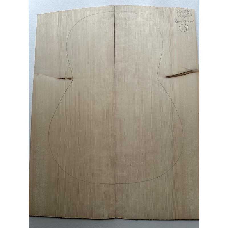 European Spruce Bearclaw Top 19 | Classical Guitar